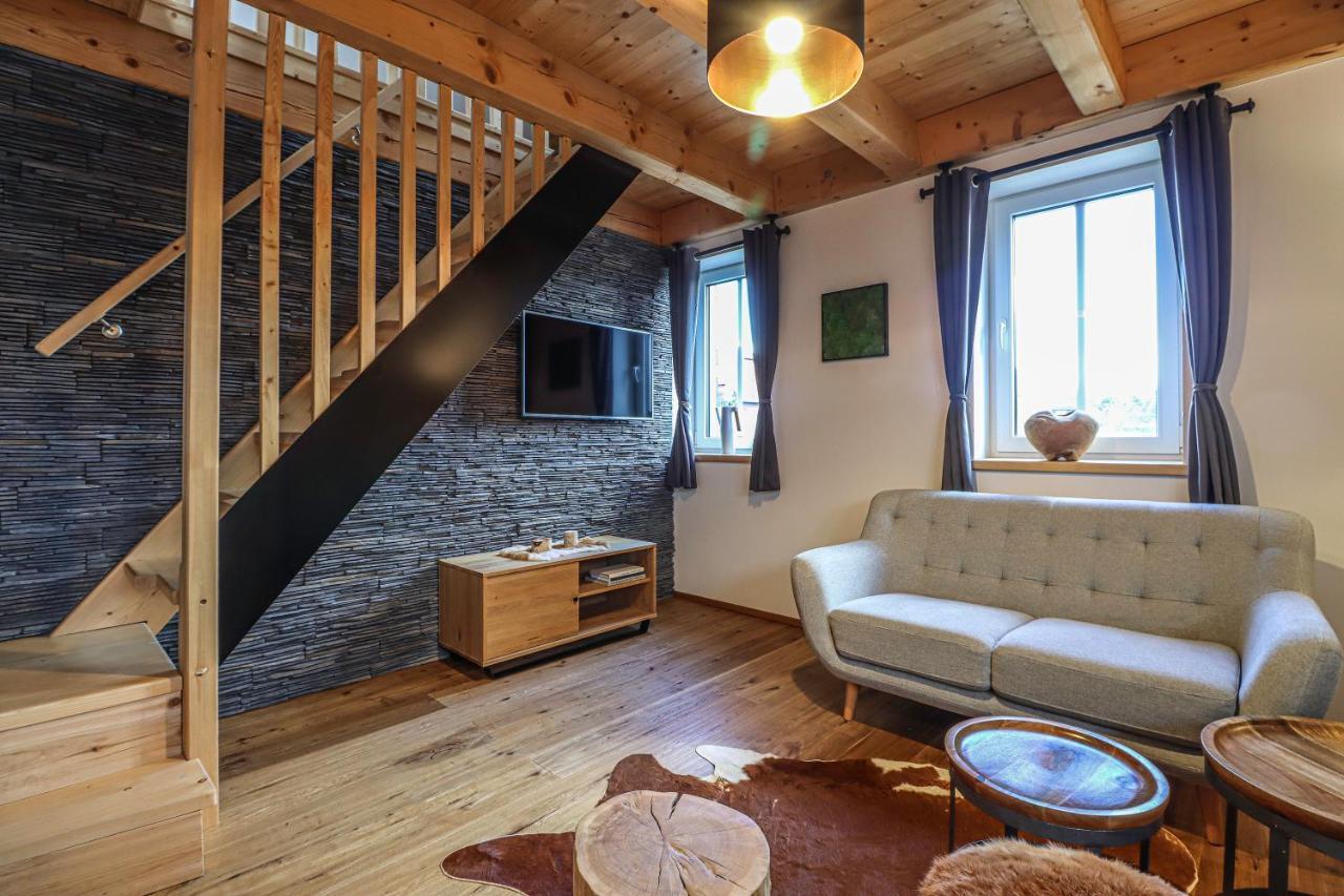 Woodhome - Luxury Mountain Apartment ฮอร์นีมาลาอูปา ภายนอก รูปภาพ