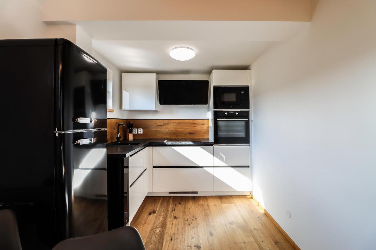 Woodhome - Luxury Mountain Apartment ฮอร์นีมาลาอูปา ภายนอก รูปภาพ