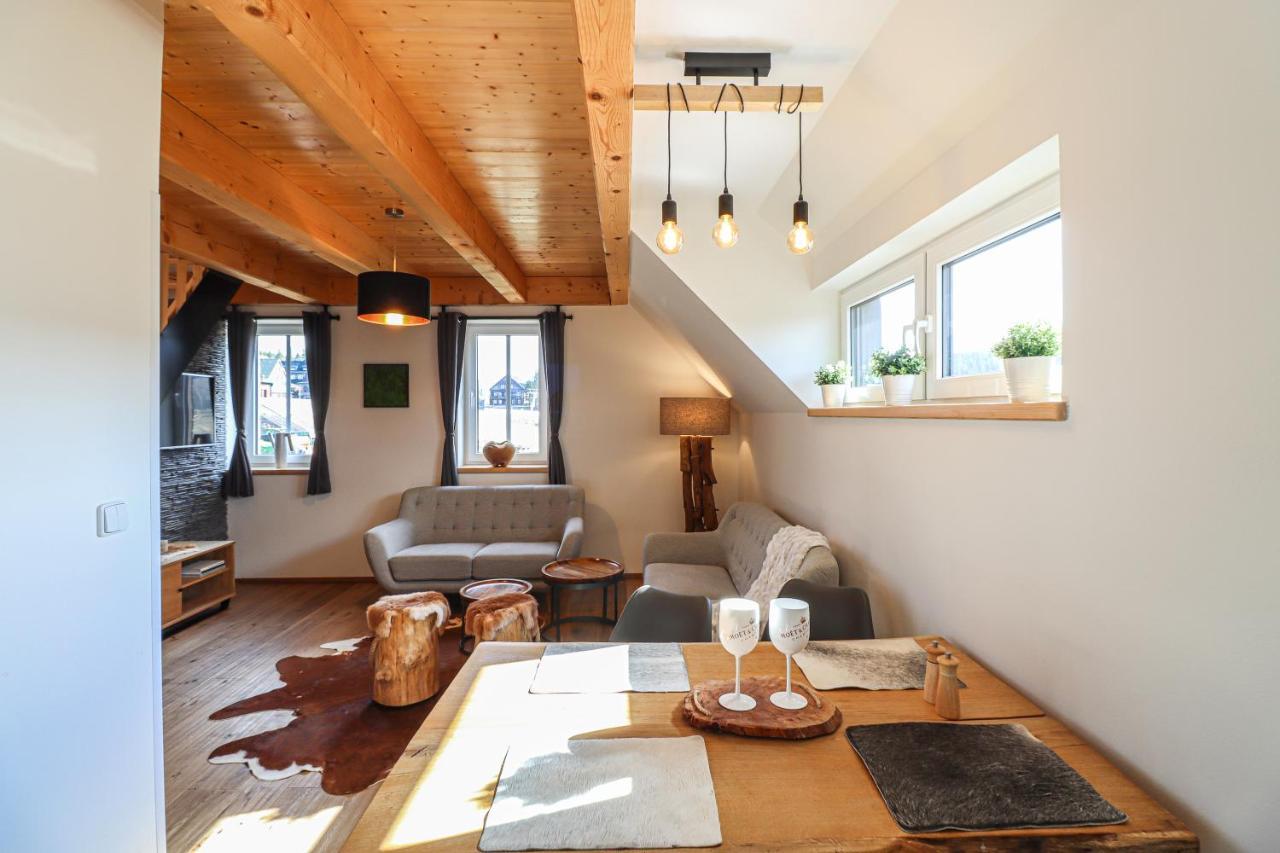 Woodhome - Luxury Mountain Apartment ฮอร์นีมาลาอูปา ภายนอก รูปภาพ