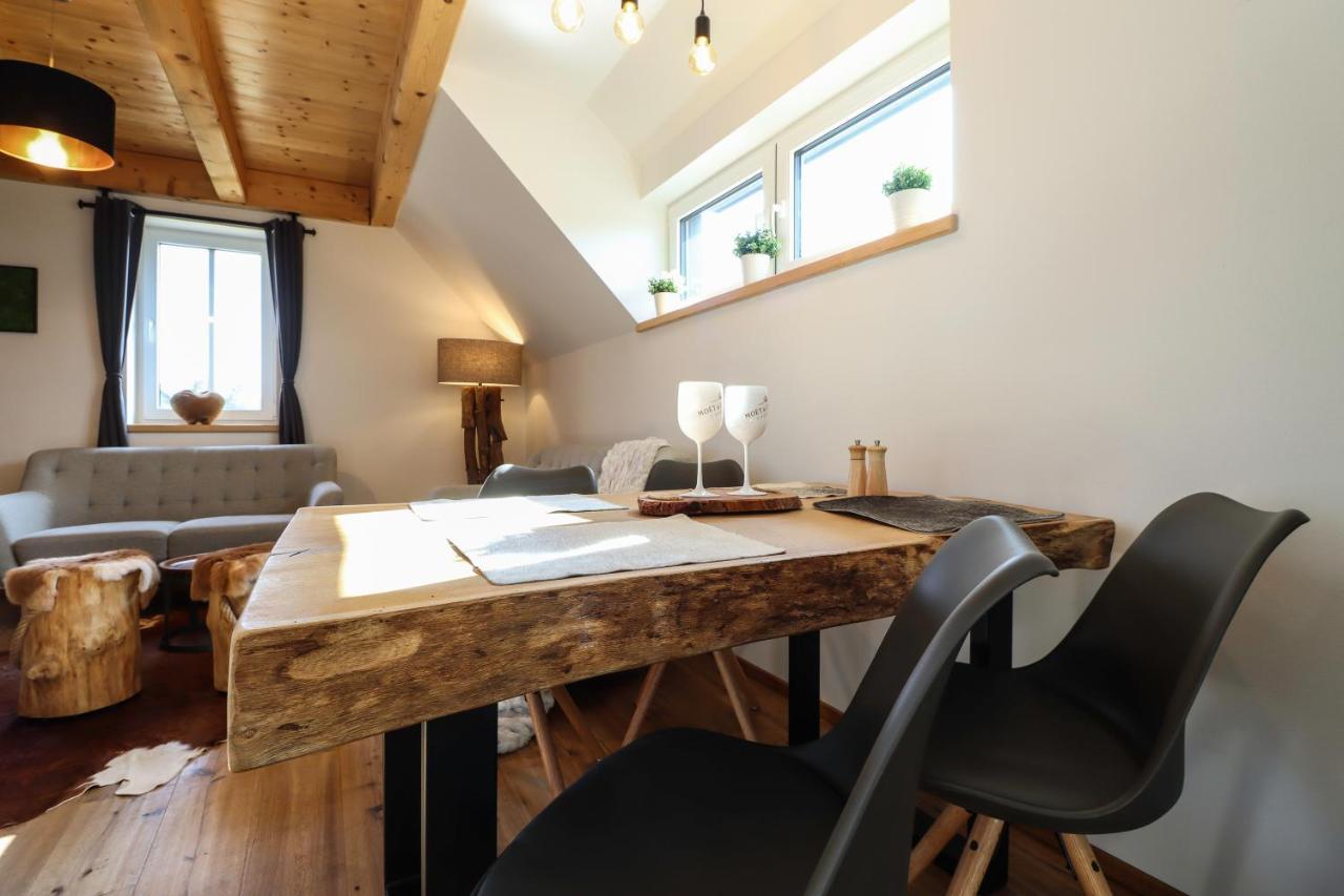 Woodhome - Luxury Mountain Apartment ฮอร์นีมาลาอูปา ภายนอก รูปภาพ