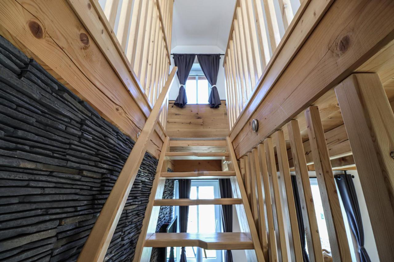 Woodhome - Luxury Mountain Apartment ฮอร์นีมาลาอูปา ภายนอก รูปภาพ