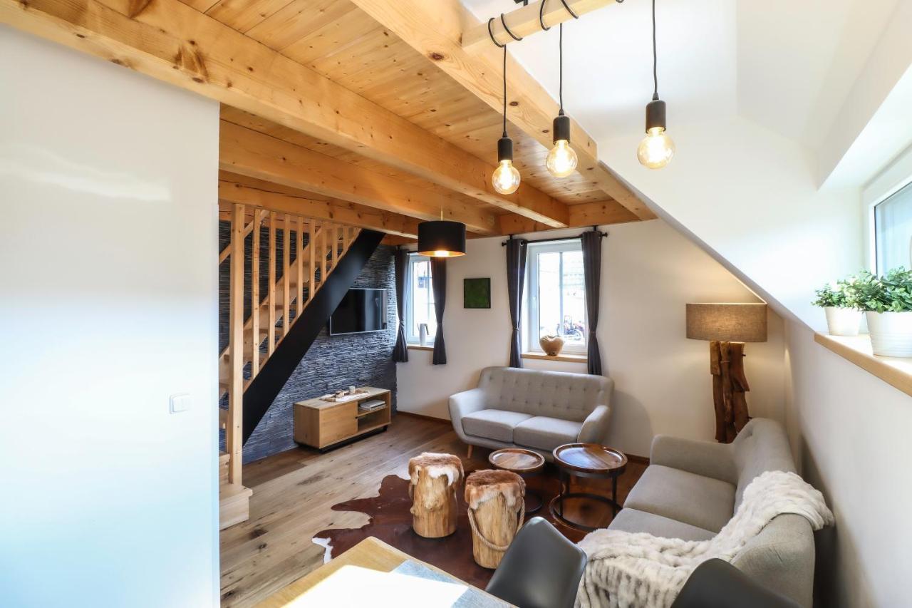 Woodhome - Luxury Mountain Apartment ฮอร์นีมาลาอูปา ภายนอก รูปภาพ